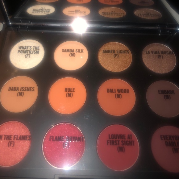 NIB MAC 🎨 ART LIBRARY- FLAME BOYANT - Picture 3 of 5